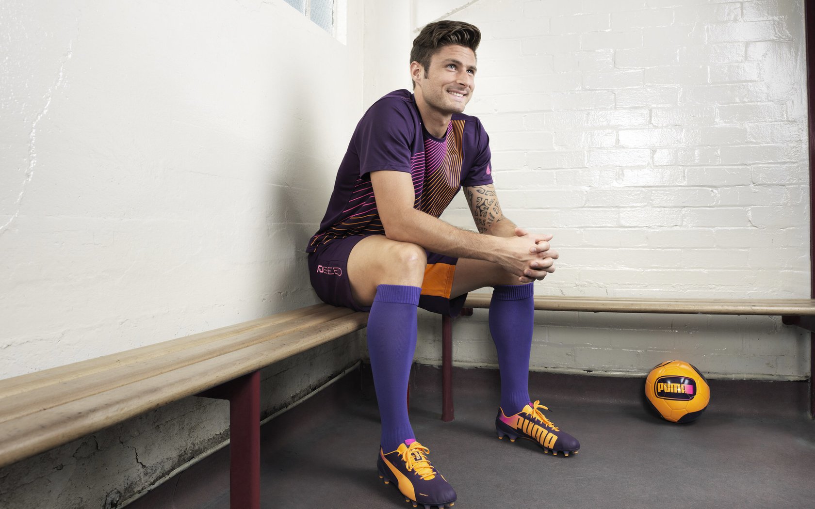 开云中国-袋鼠队主力球员：塔特 (Tate McDermott)，袋鼠体育品牌